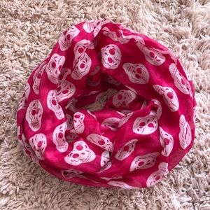 Pink skull infinity scarf